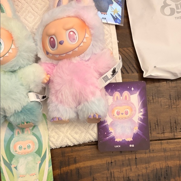 Labubu Energy Complete Set - Picture 10 of 12